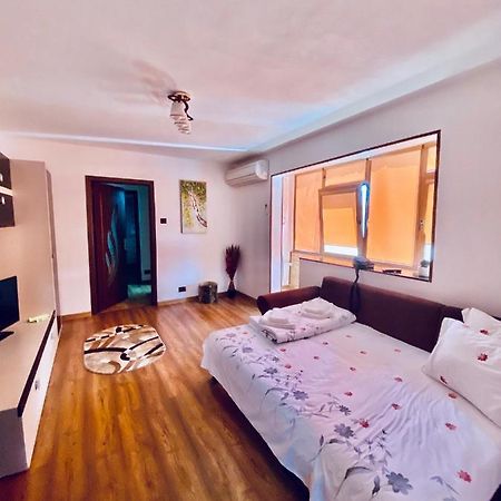 Apartament Sunshine Orşova Exterior foto