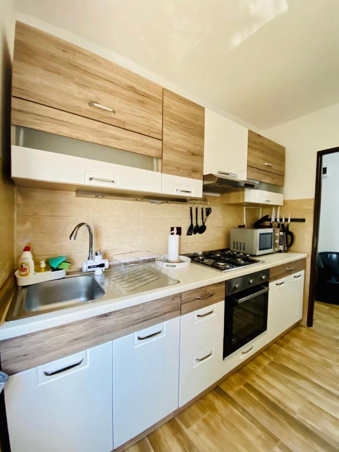 Apartamento Apartament Sunshine Orşova Exterior foto