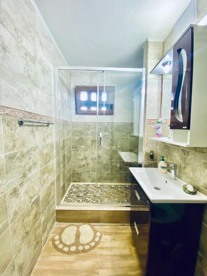 Apartamento Apartament Sunshine Orşova Exterior foto